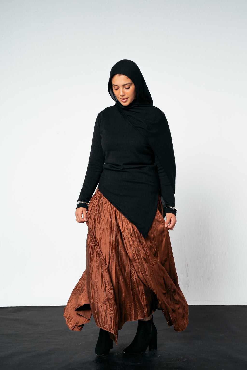 Anne Crushed skirt in Brown
