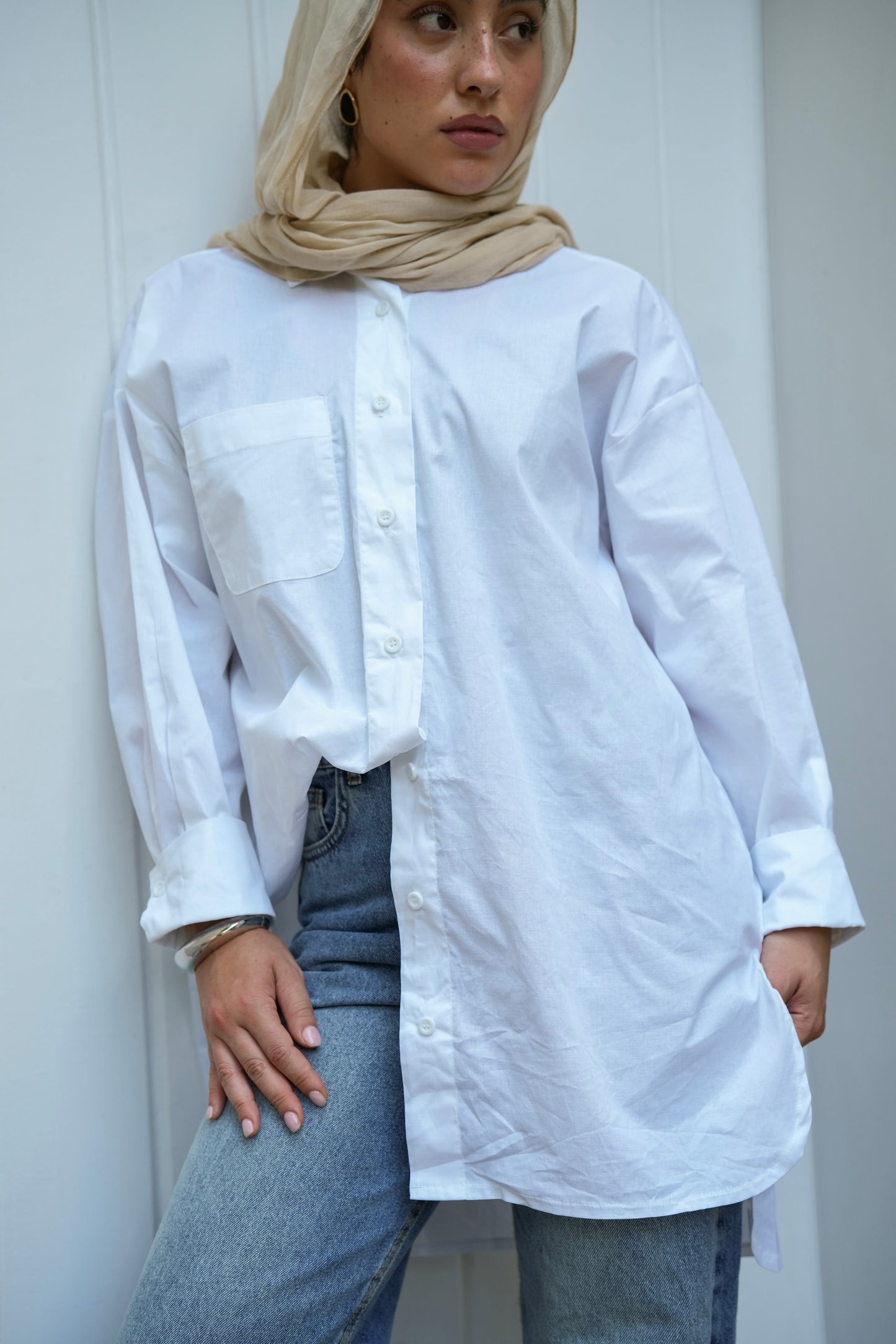 The Signature Poplin Shirt in White