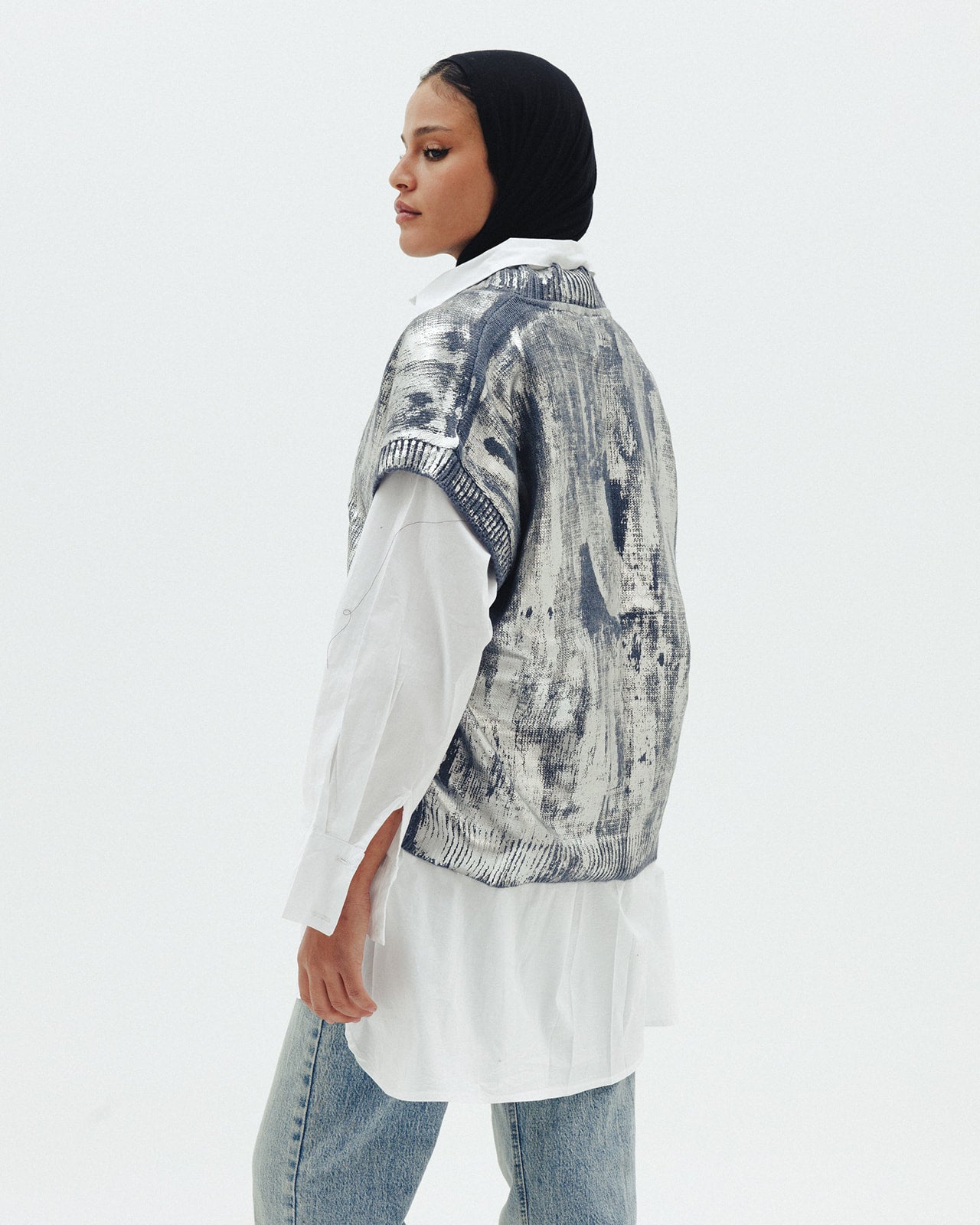 Silver Melted Knit vest in Navy ( Limited edition )