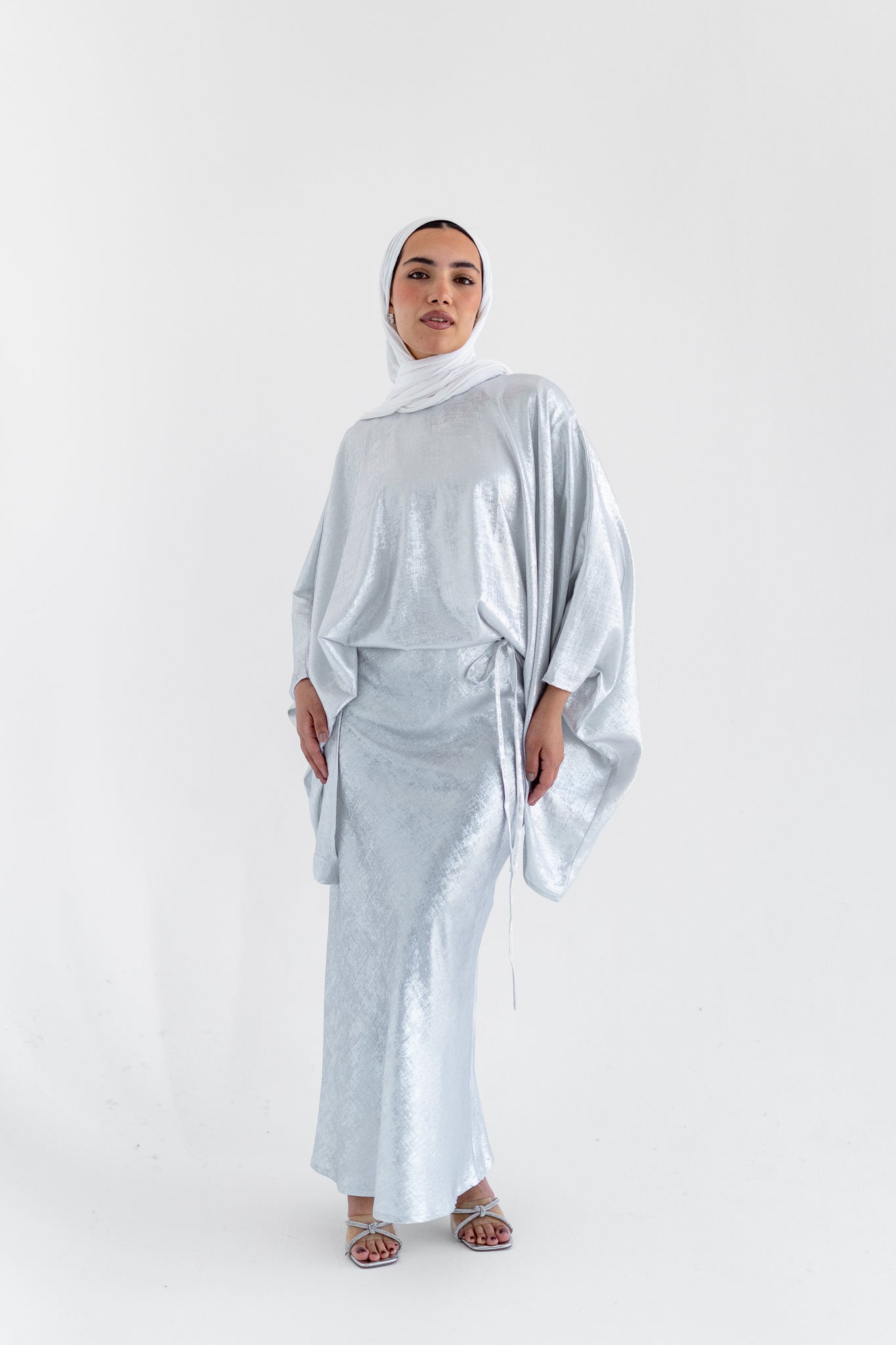 NAYLA SET in Silver White