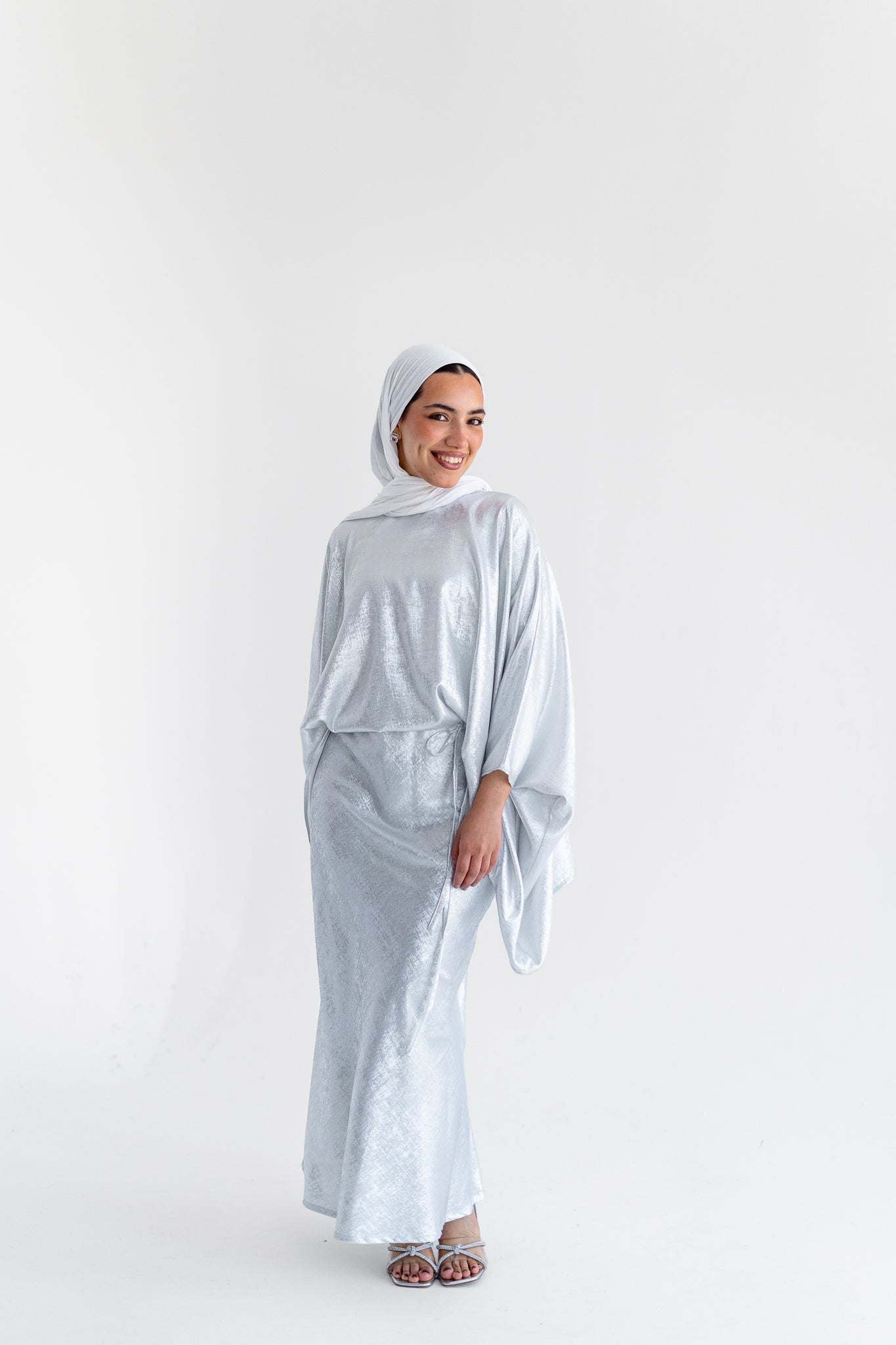 NAYLA SET in Silver White