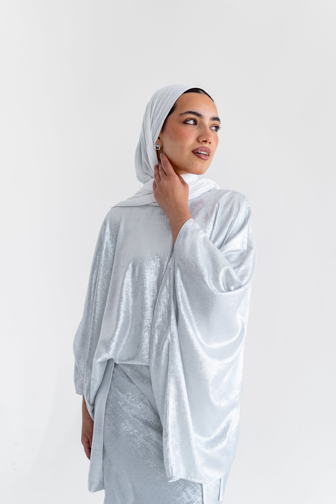 NAYLA SET in Silver White