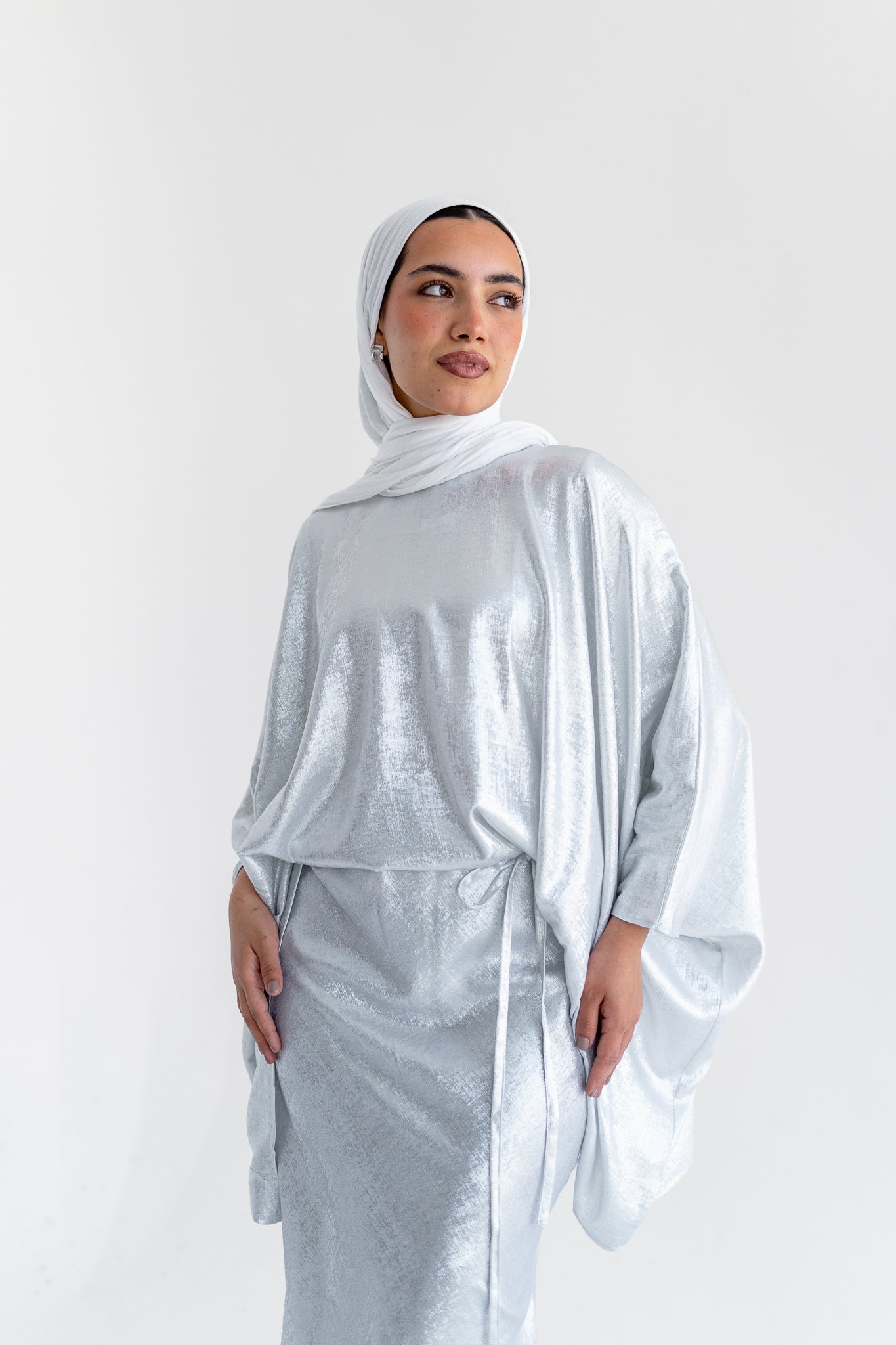 NAYLA SET in Silver White