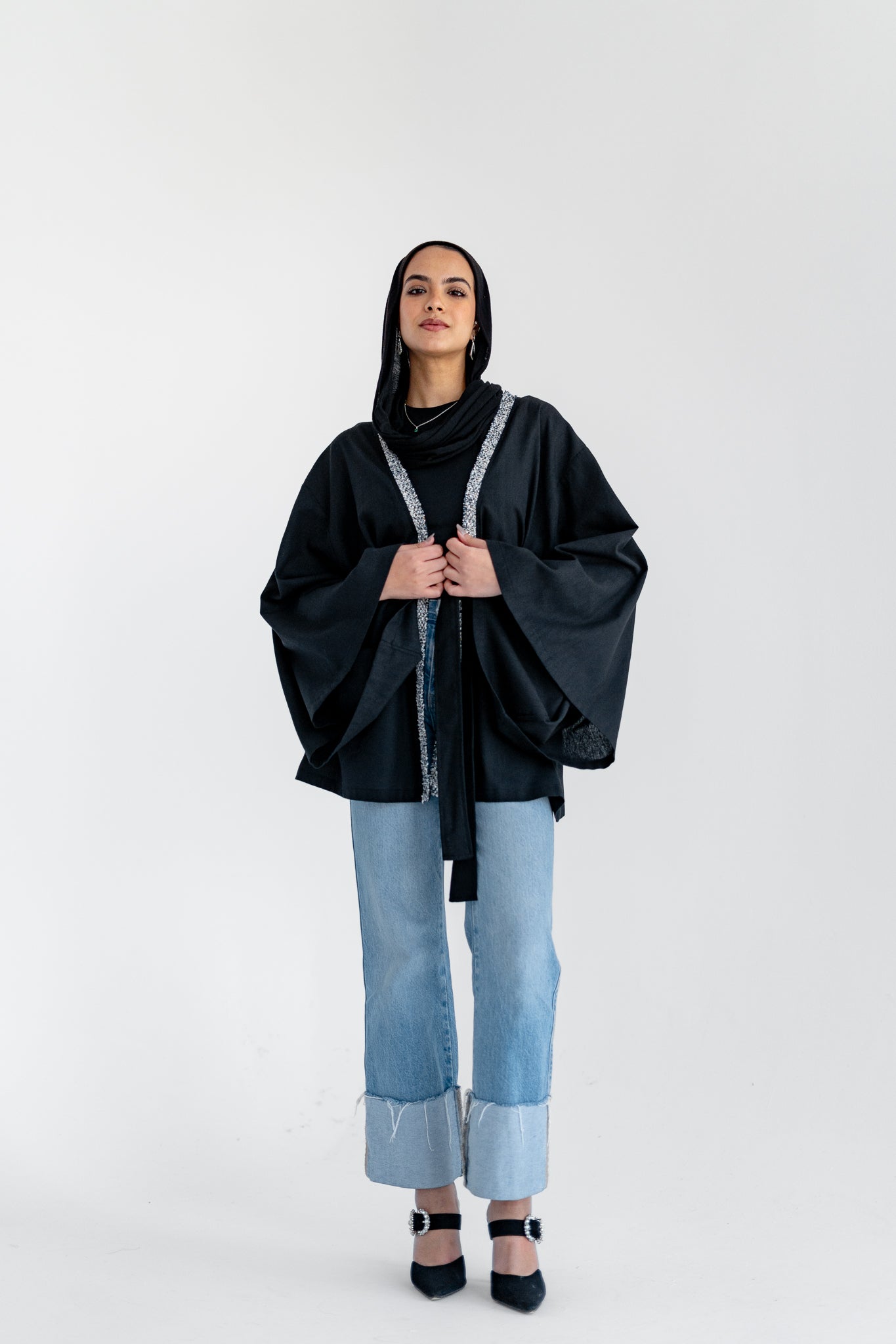 ALIRA Linen kimono in Black