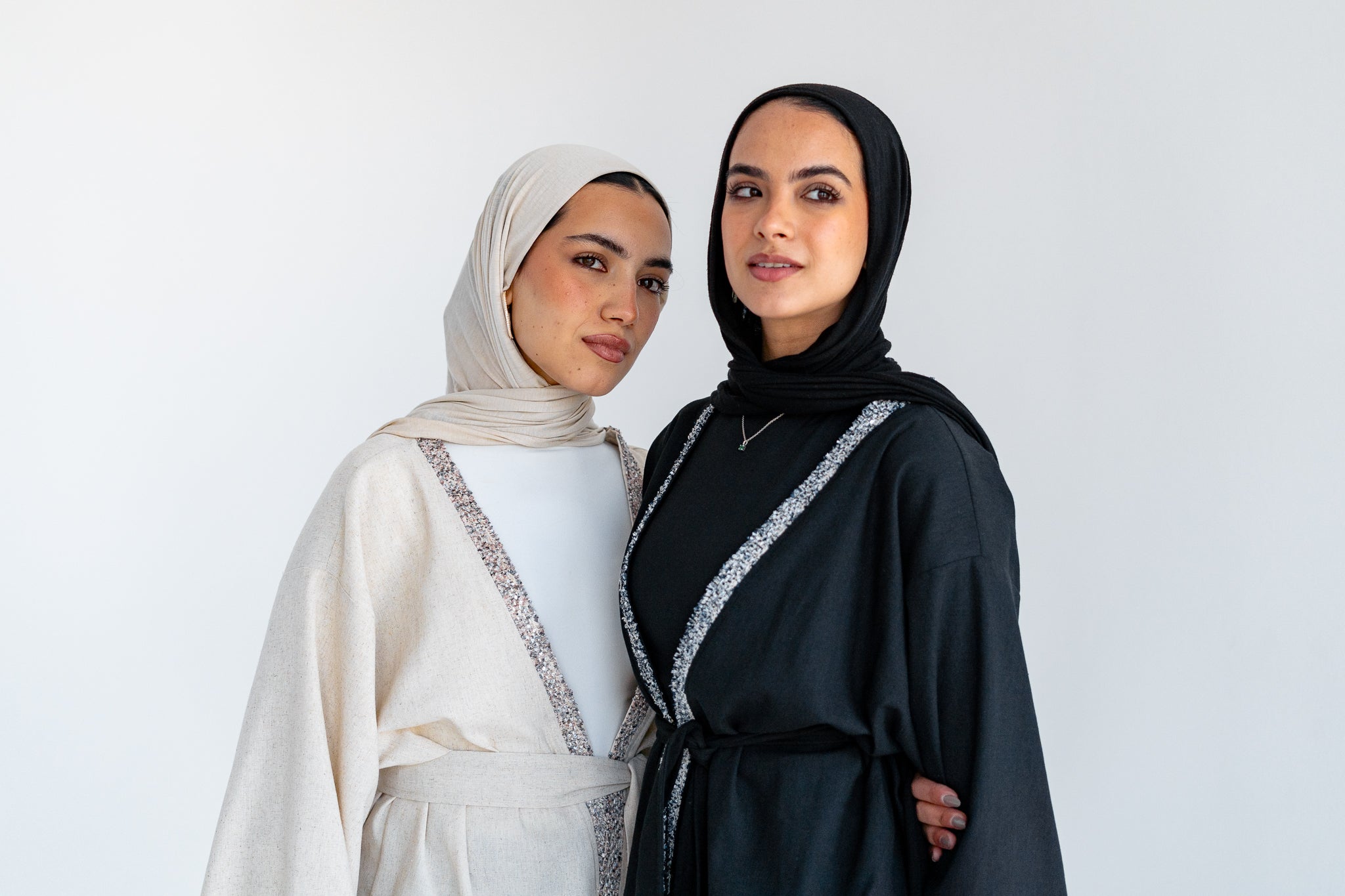 ALIRA Linen kimono in Black