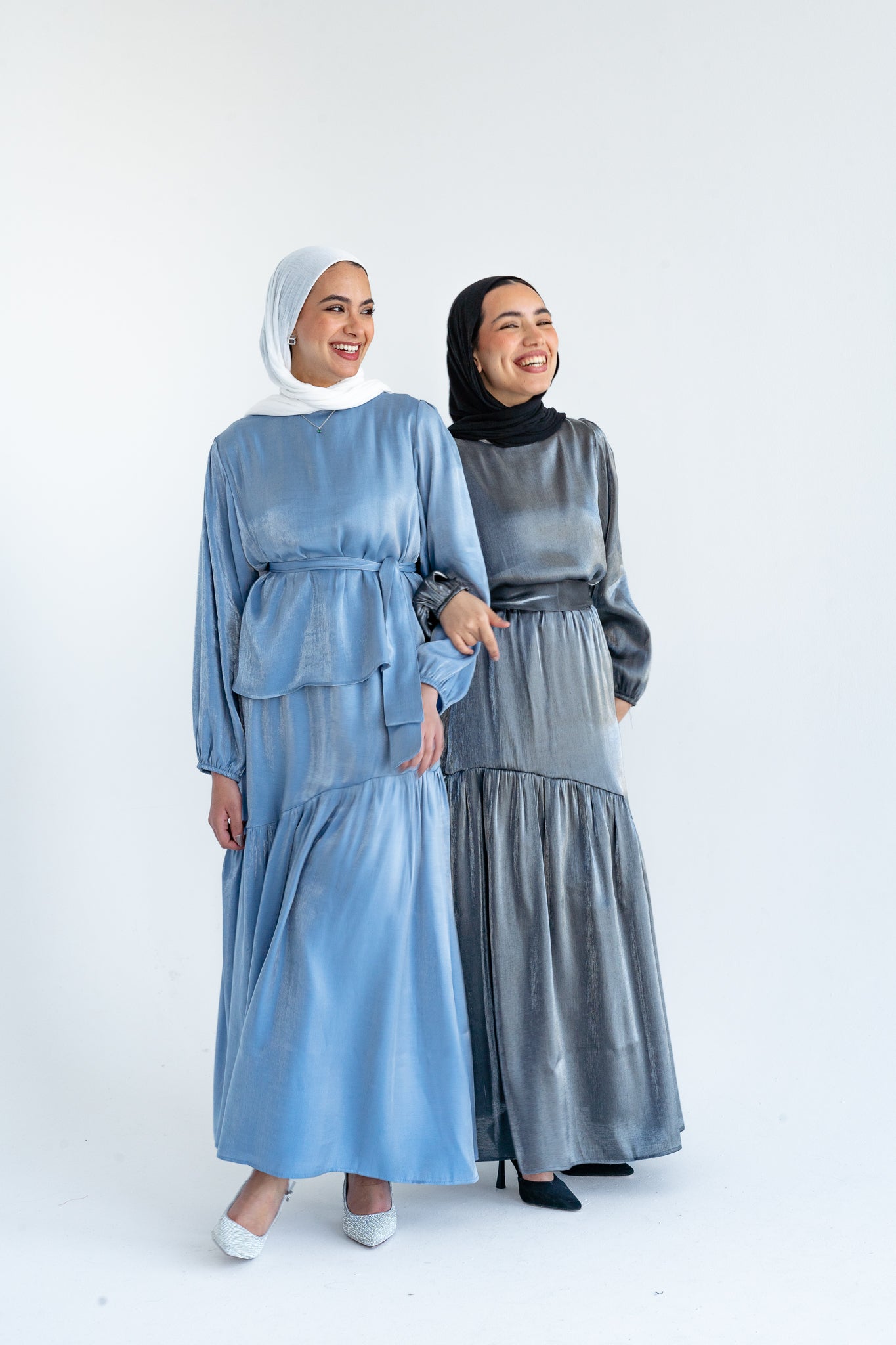 Isla Set in Silver Blue