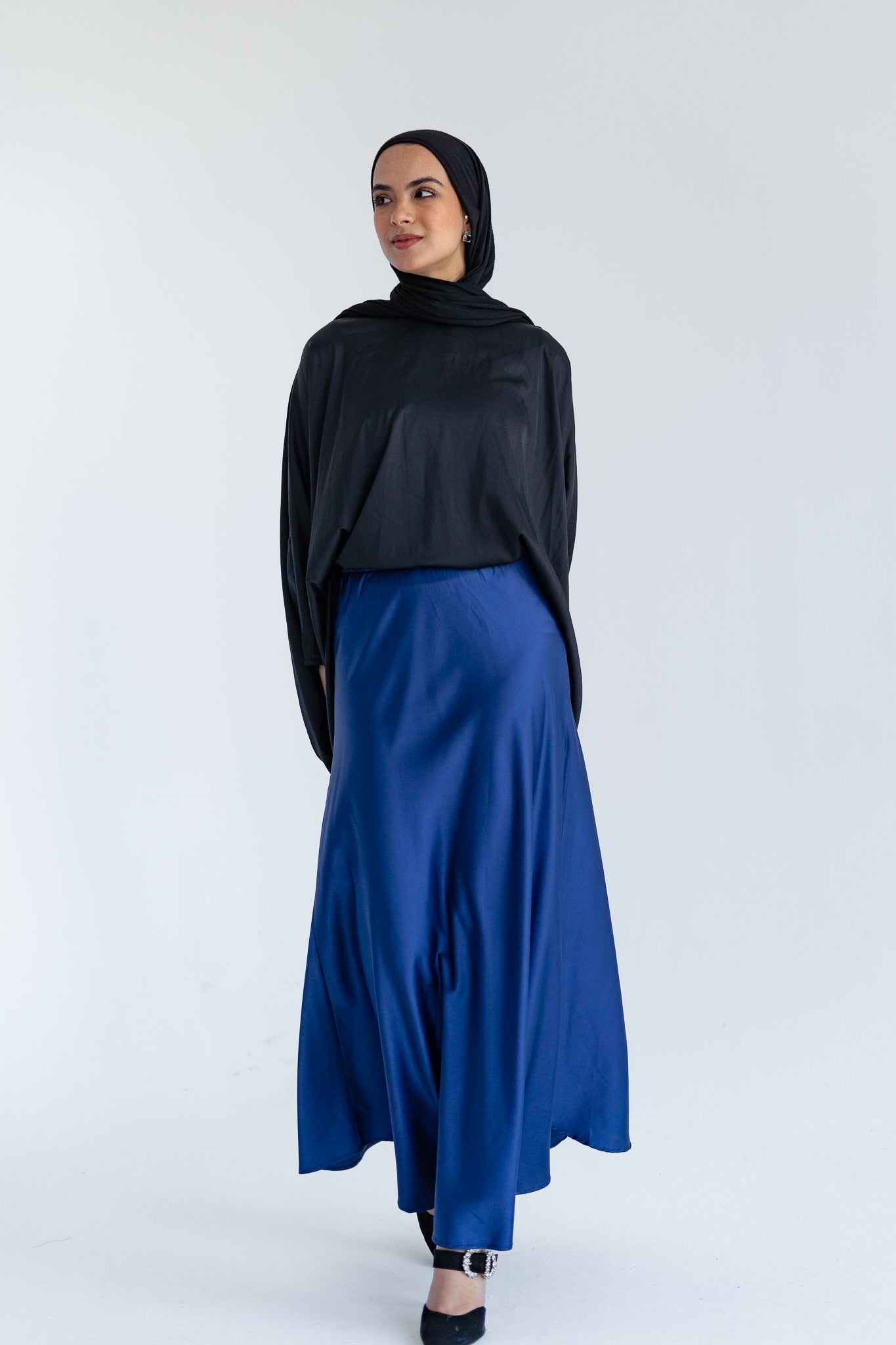 Satin skirt in navy