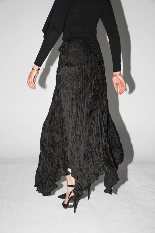 Anne Crushed skirt in Black
