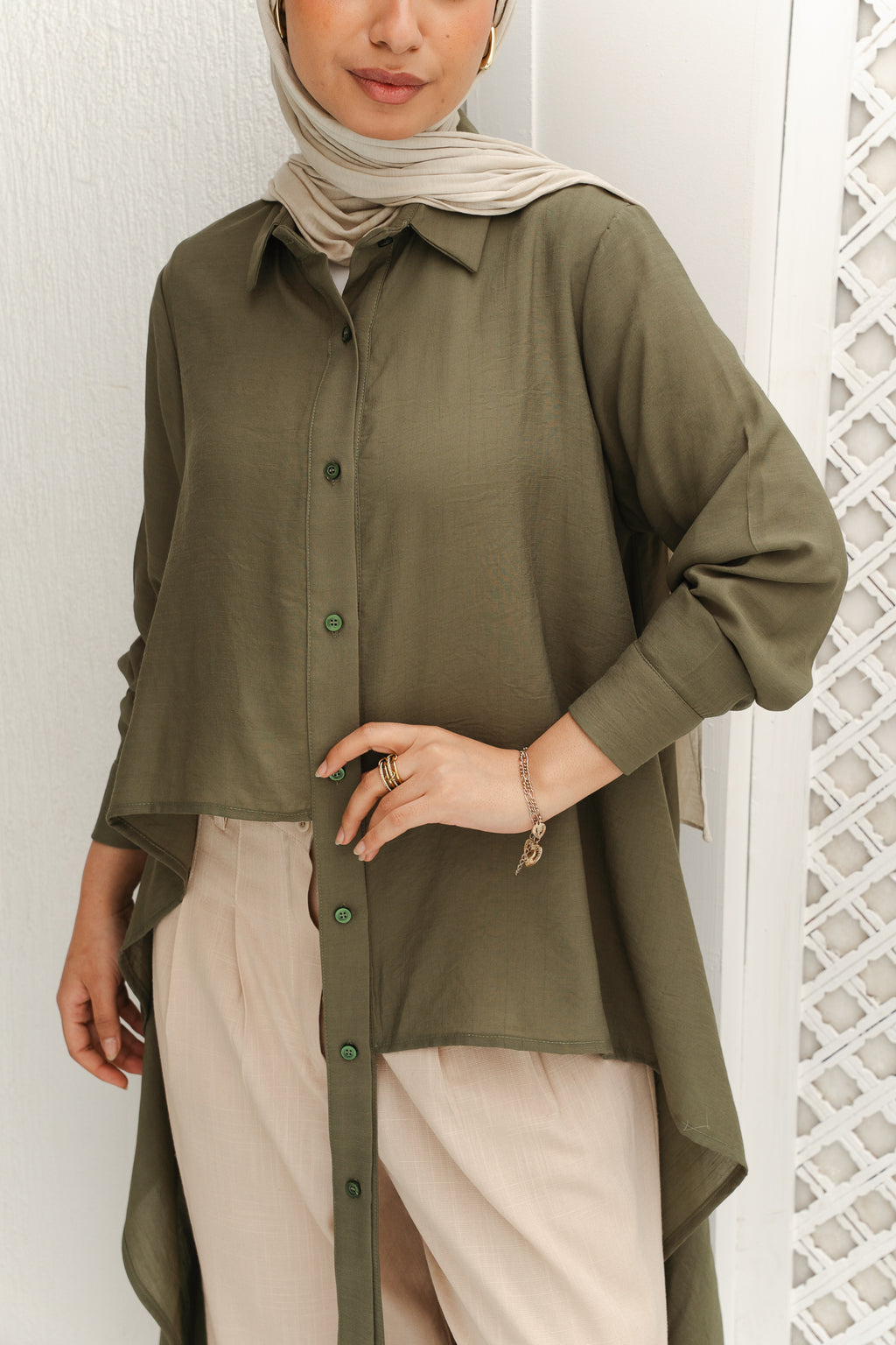 All Around Asymmetric Top in Olive