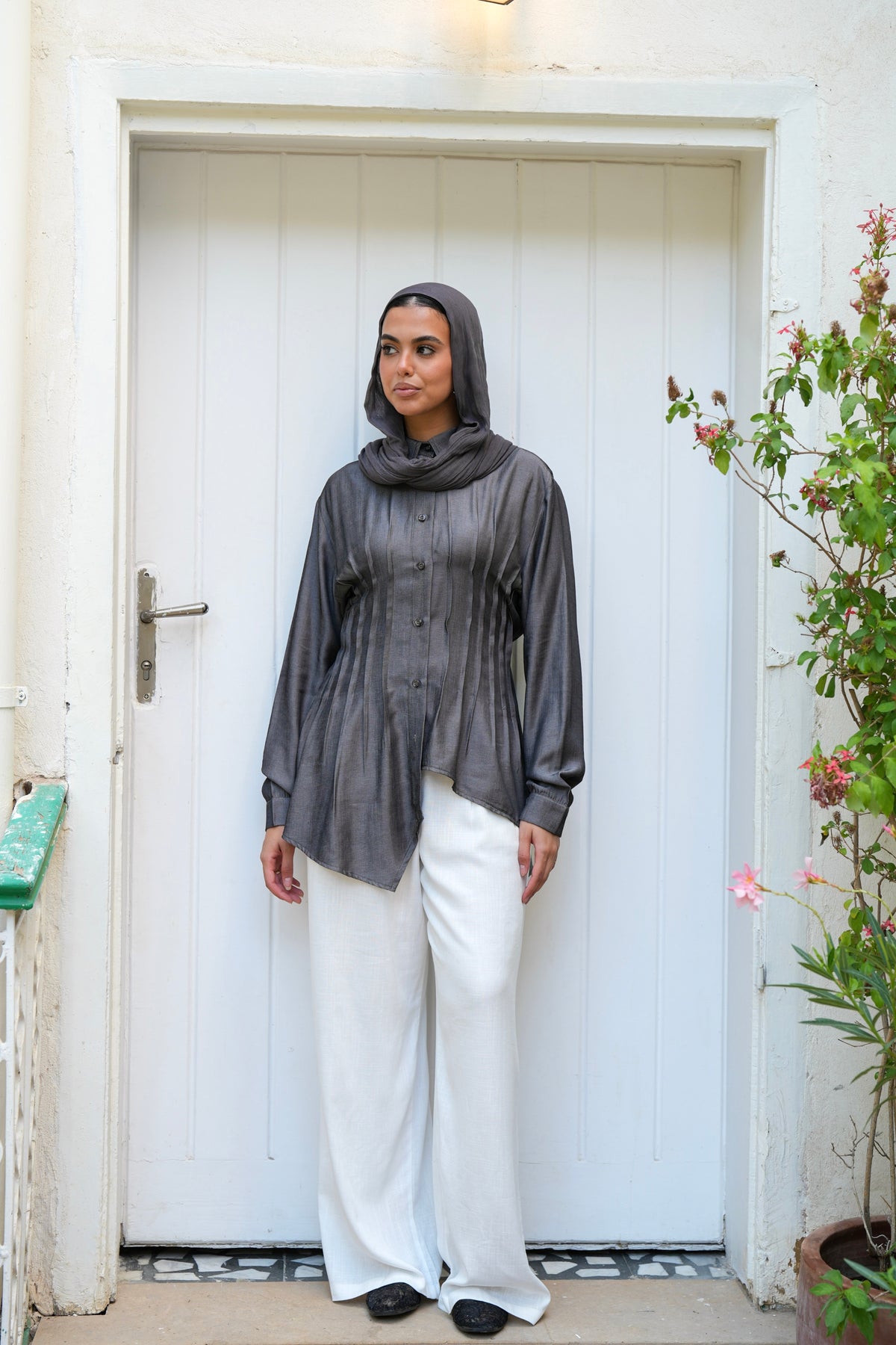Dreamy Folds Shirt in Charcoal