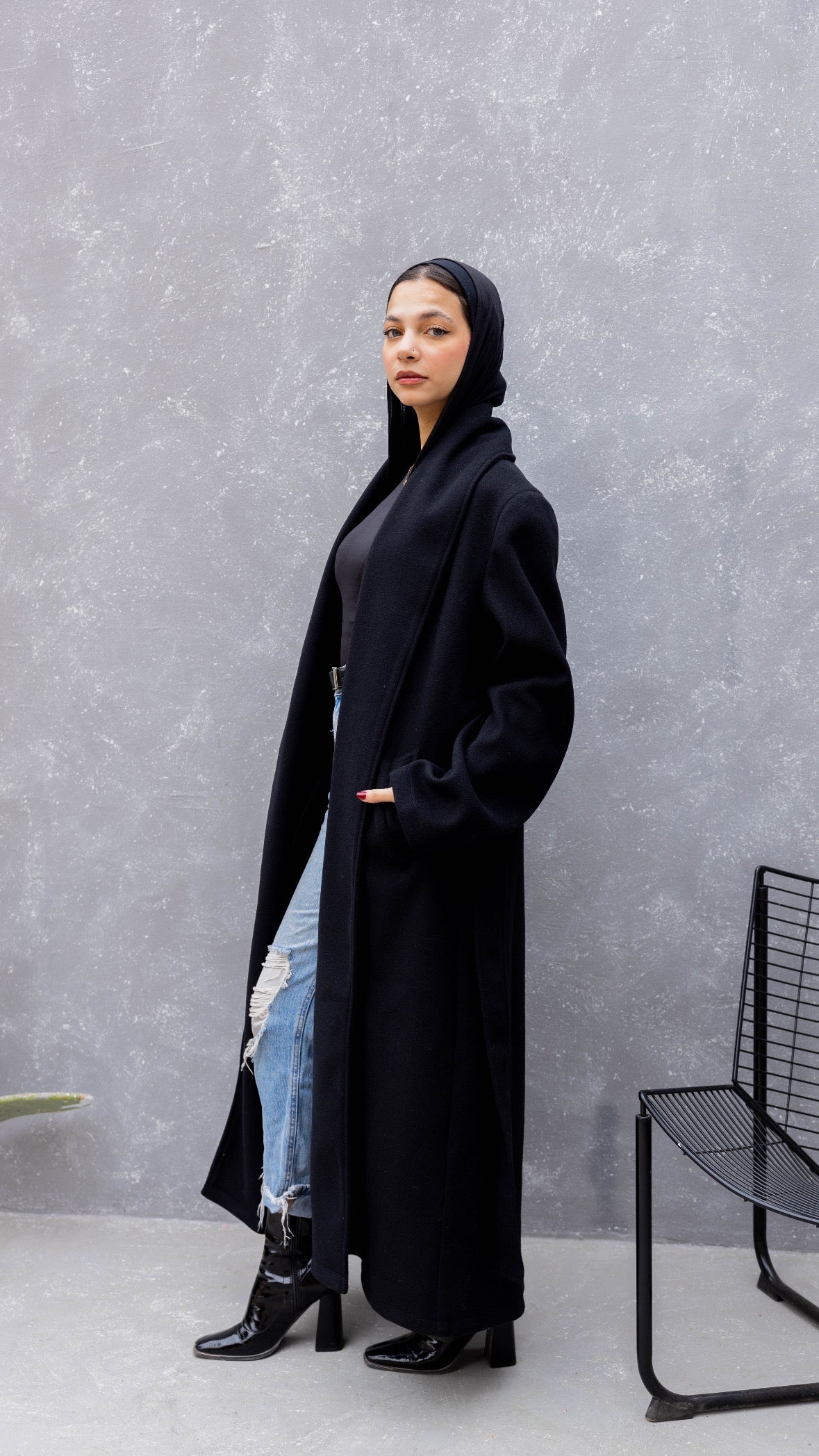 The Round Up Coat in Black