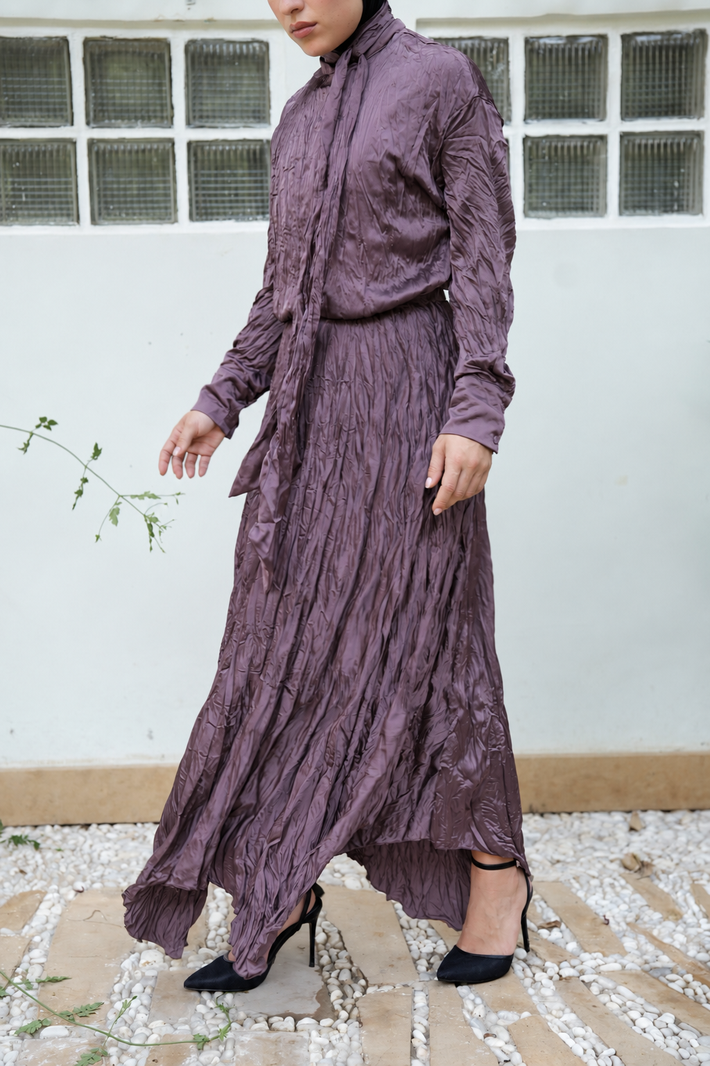 Anne Crushed skirt in Mauve wine