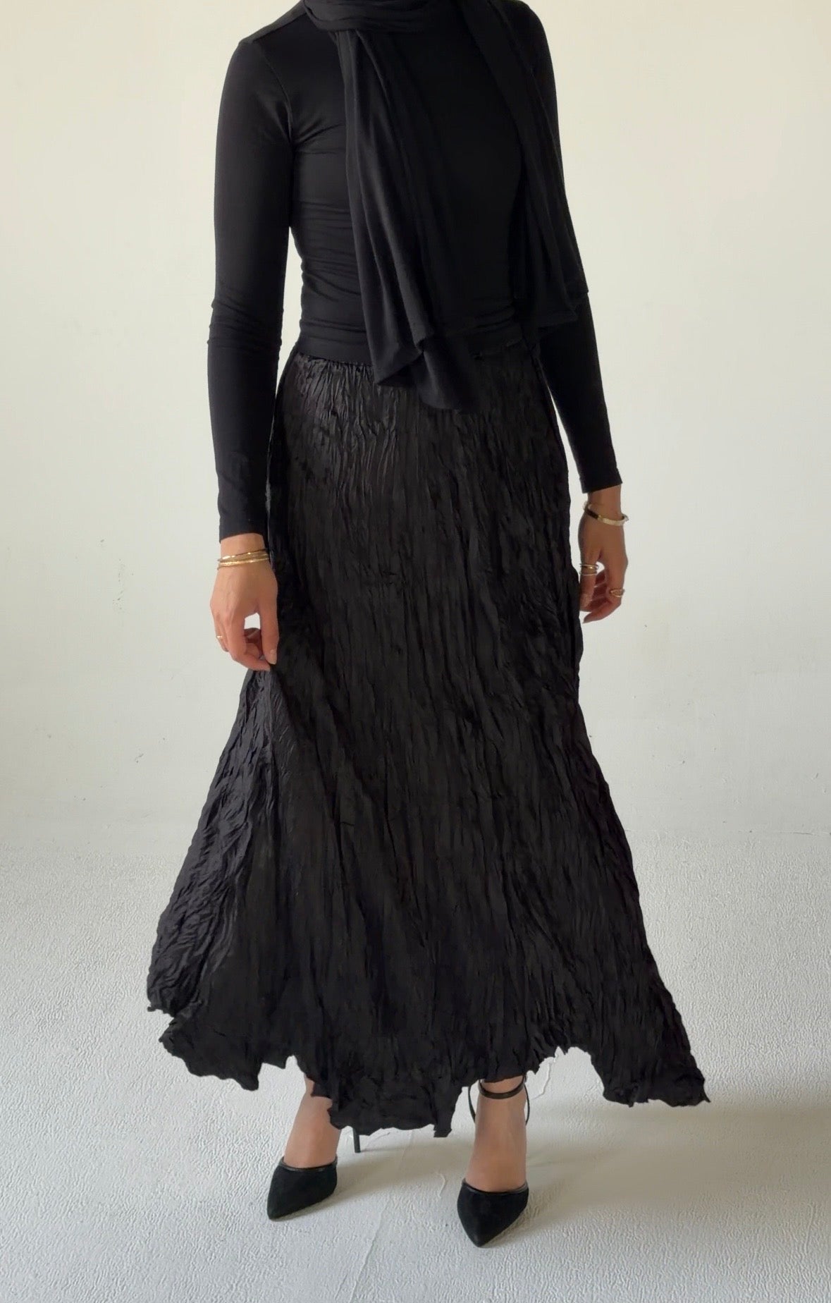 Anne Crushed skirt in Black