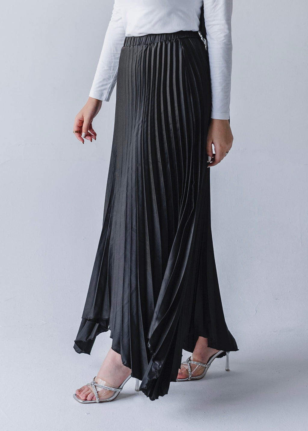 Ash Asymmetrical Skirt in Black