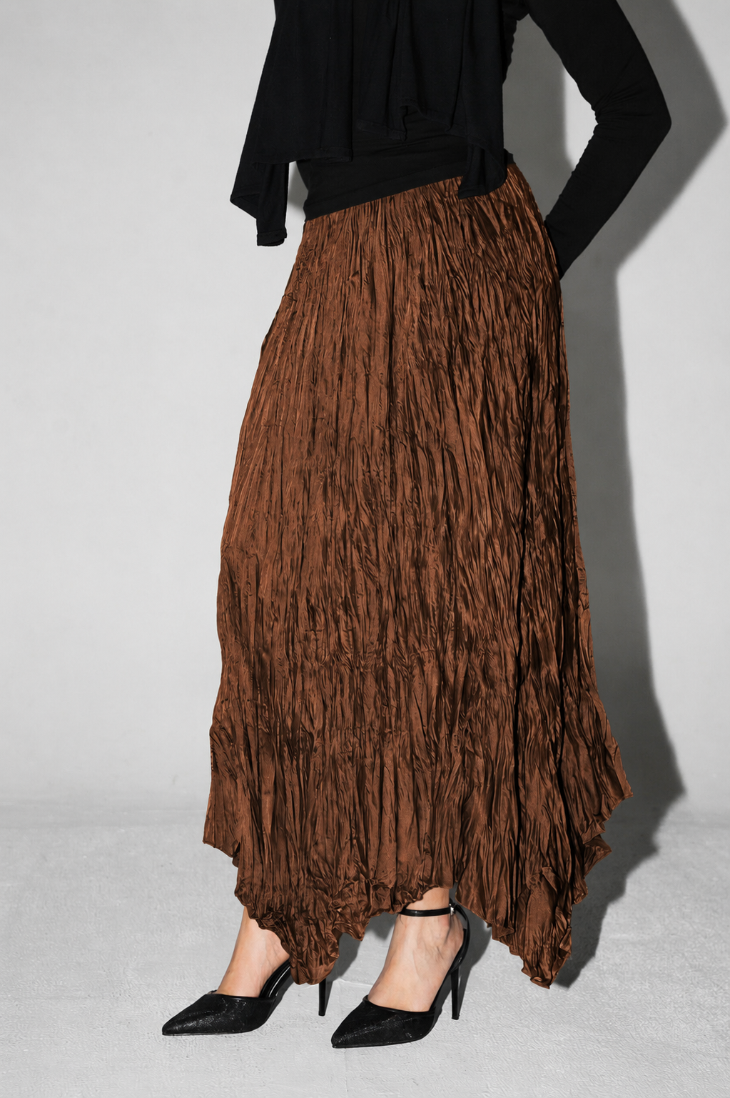 Anne Crushed skirt in Brown