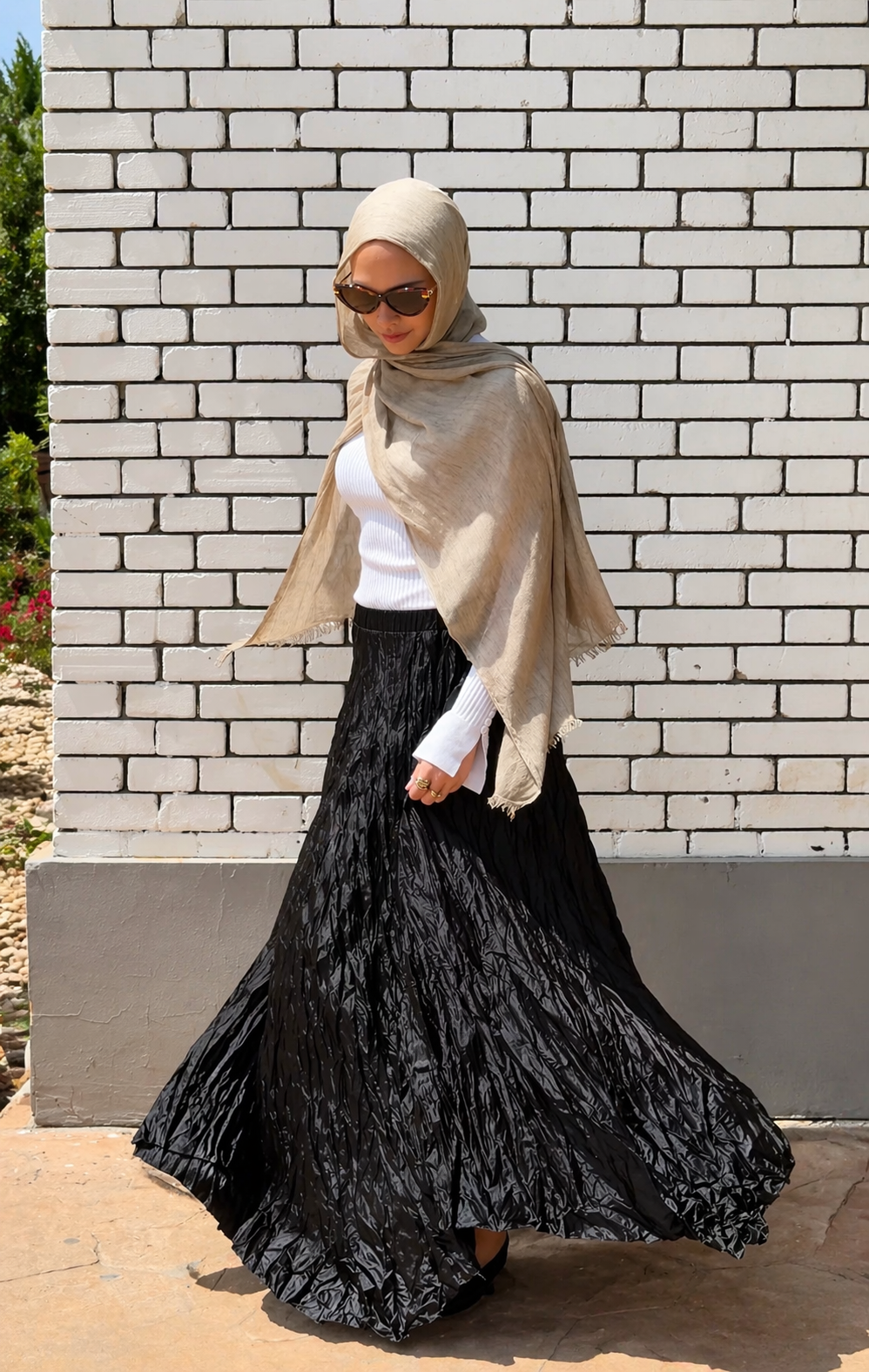 Anne Crushed skirt in Black