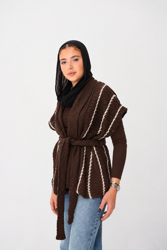 Gold Threads Knit Vest in Brown