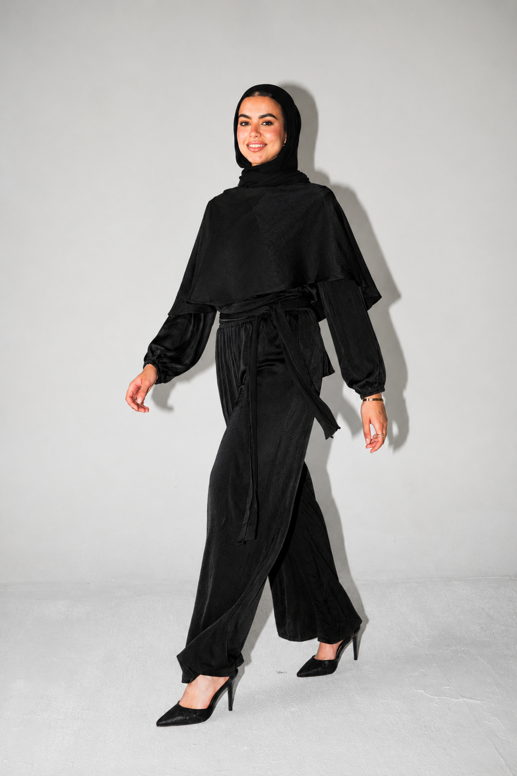 Nayomi Satin Wrap Set in Black