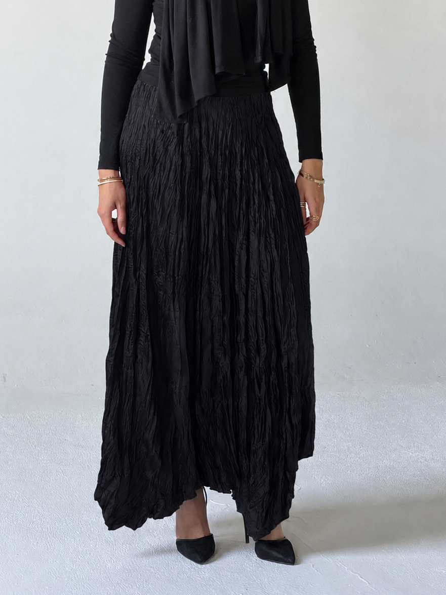 Anne Crushed skirt in Black