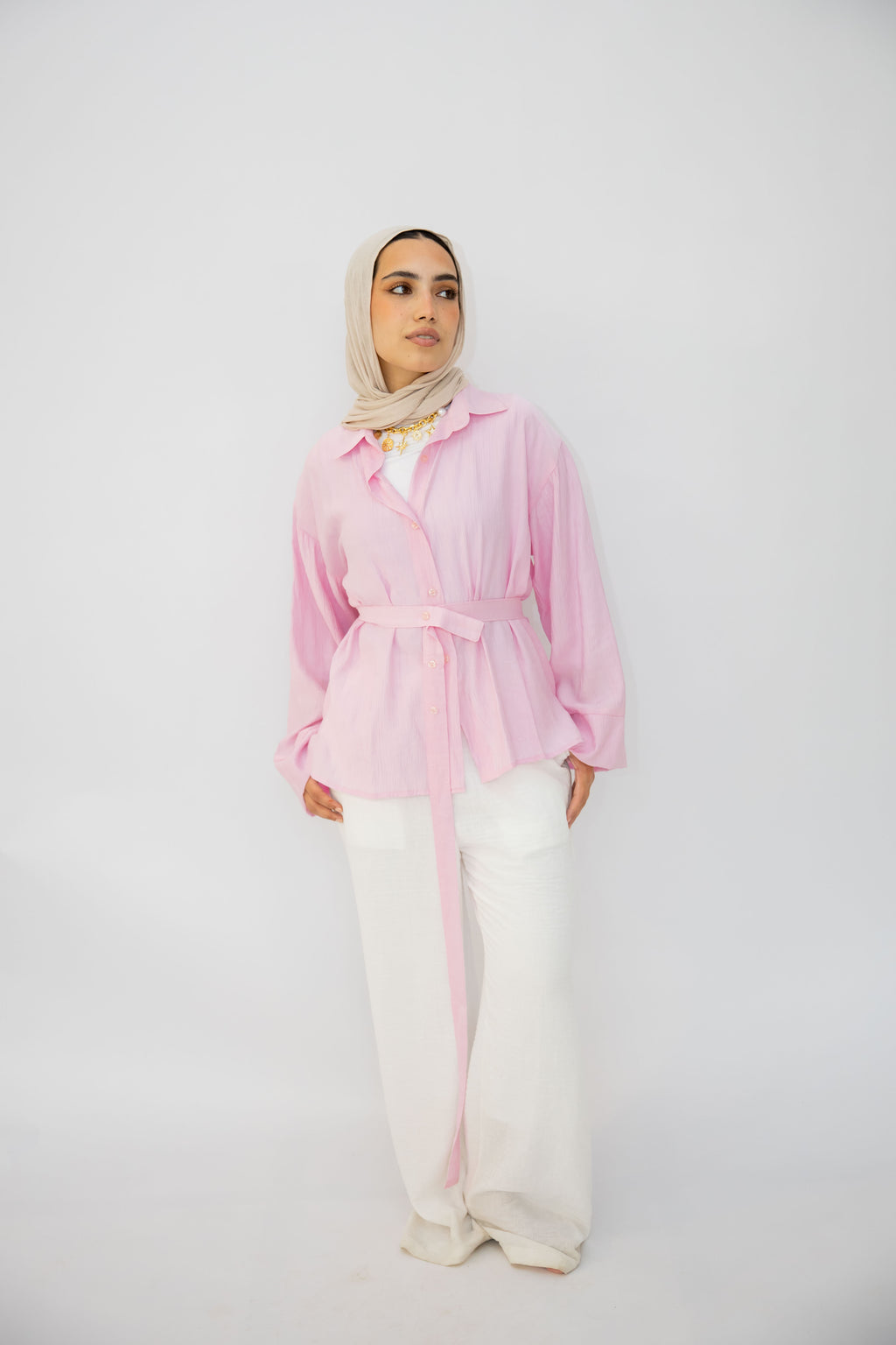 The Adjust belted shirt in Pink