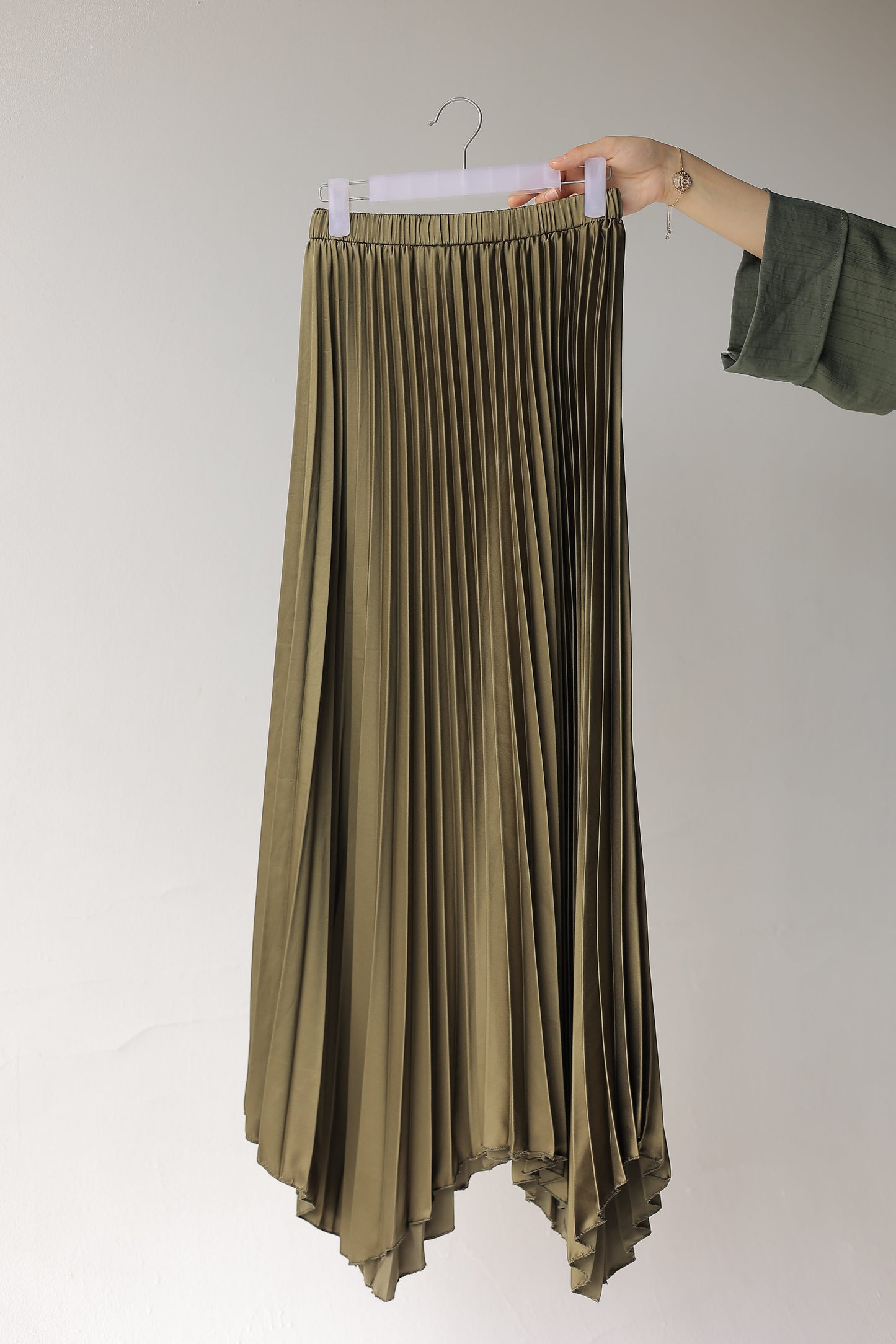 Ash skirt in Olive