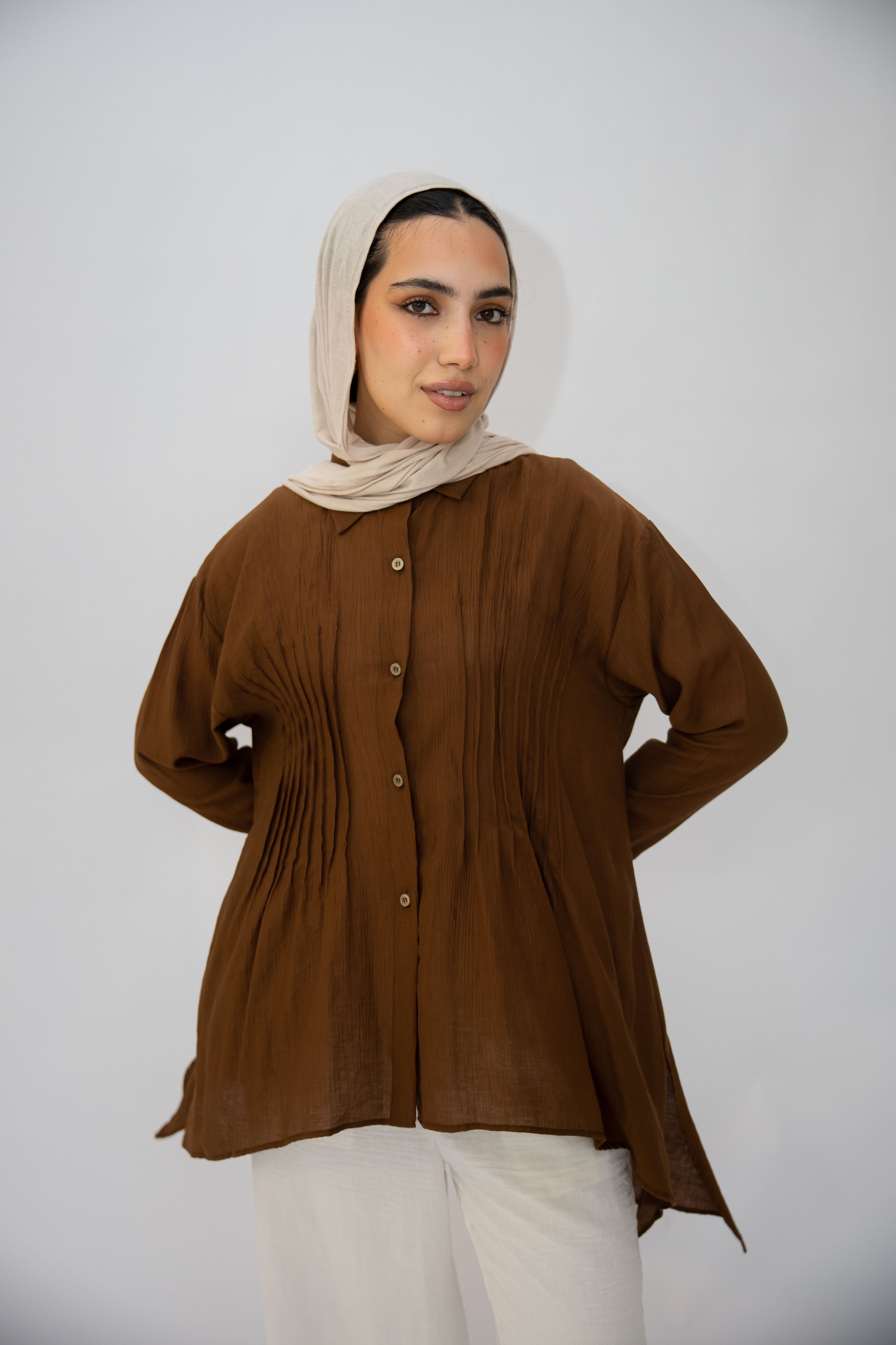Pleat Lines top in Brown