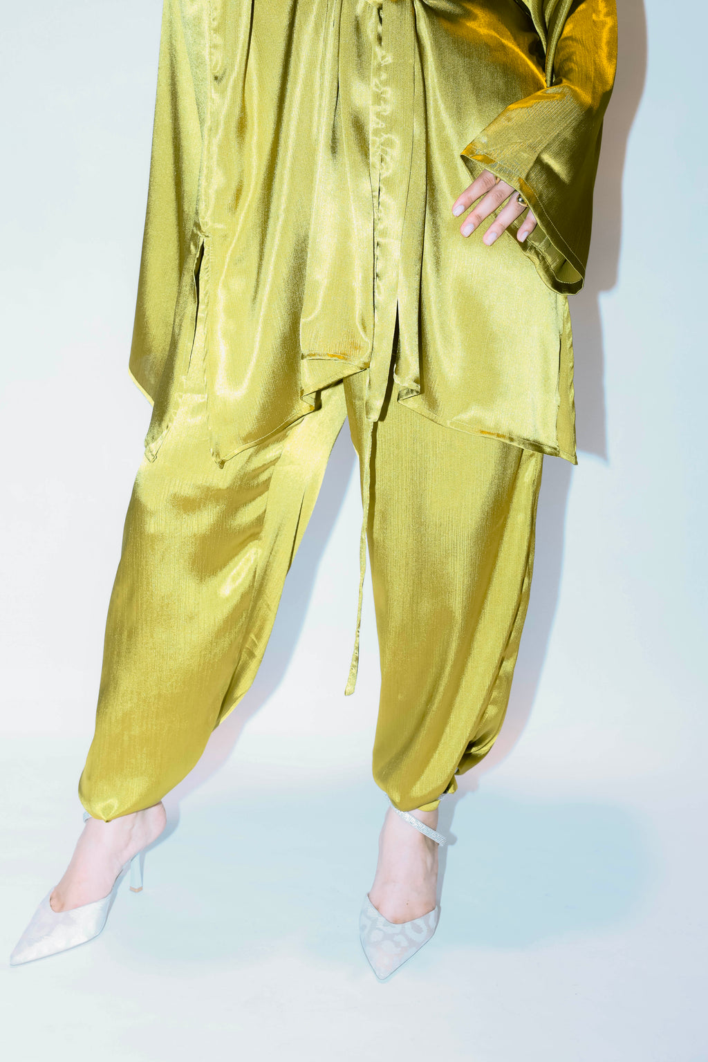 Nash set in gold