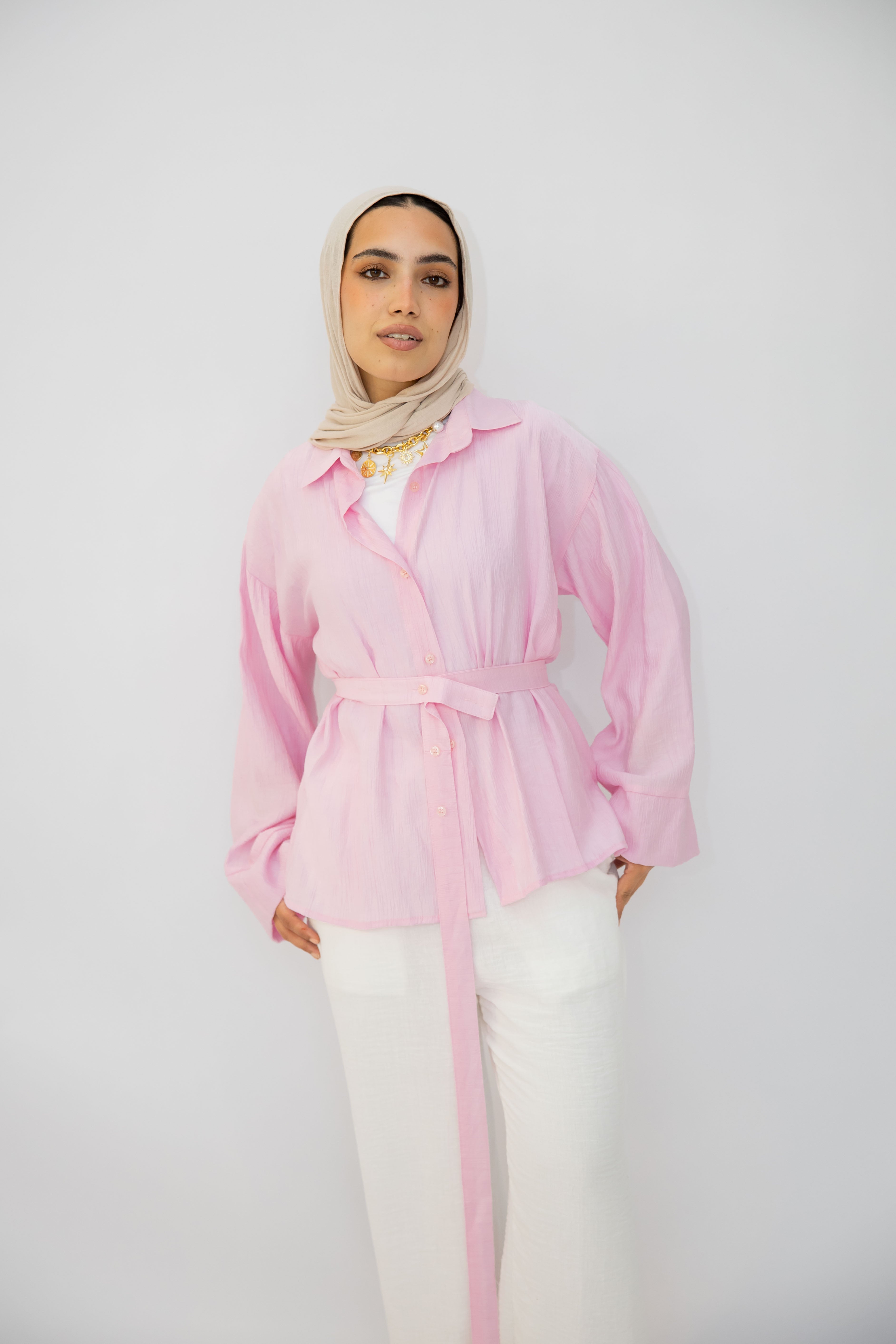 The Adjust belted shirt in Pink