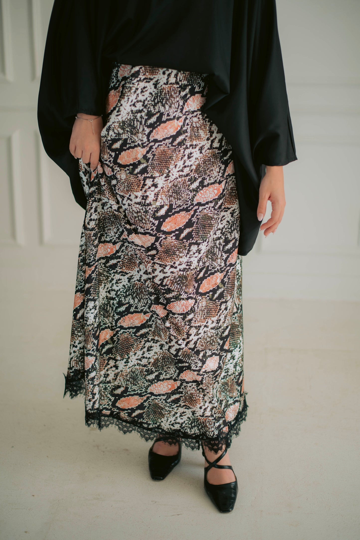 Lizard lace skirt