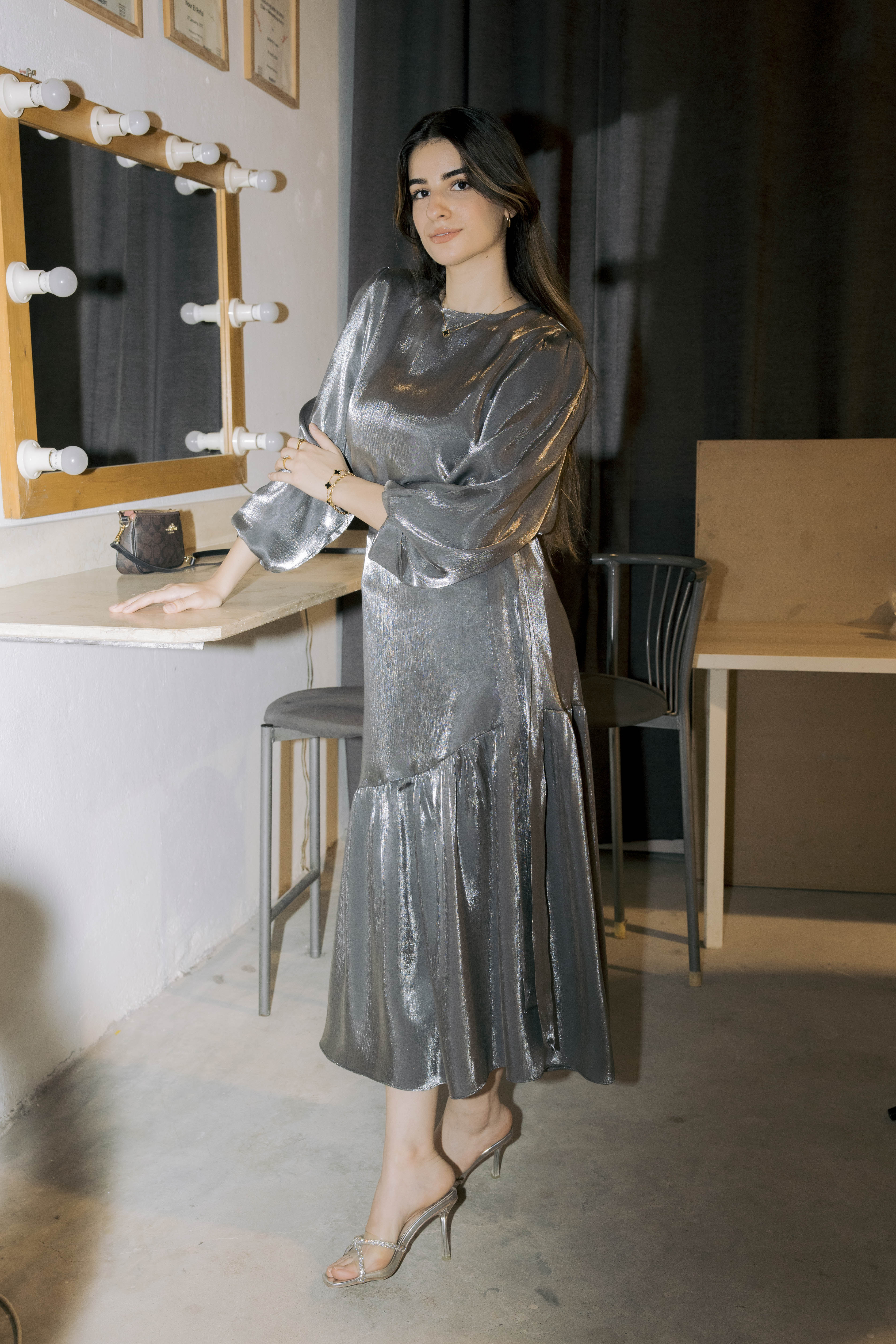 Isla Set in Metallic Silver