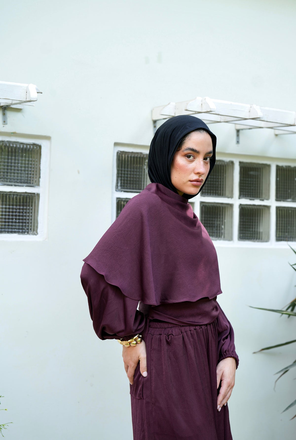 Nayomi Satin Wrap Set in Burgundy
