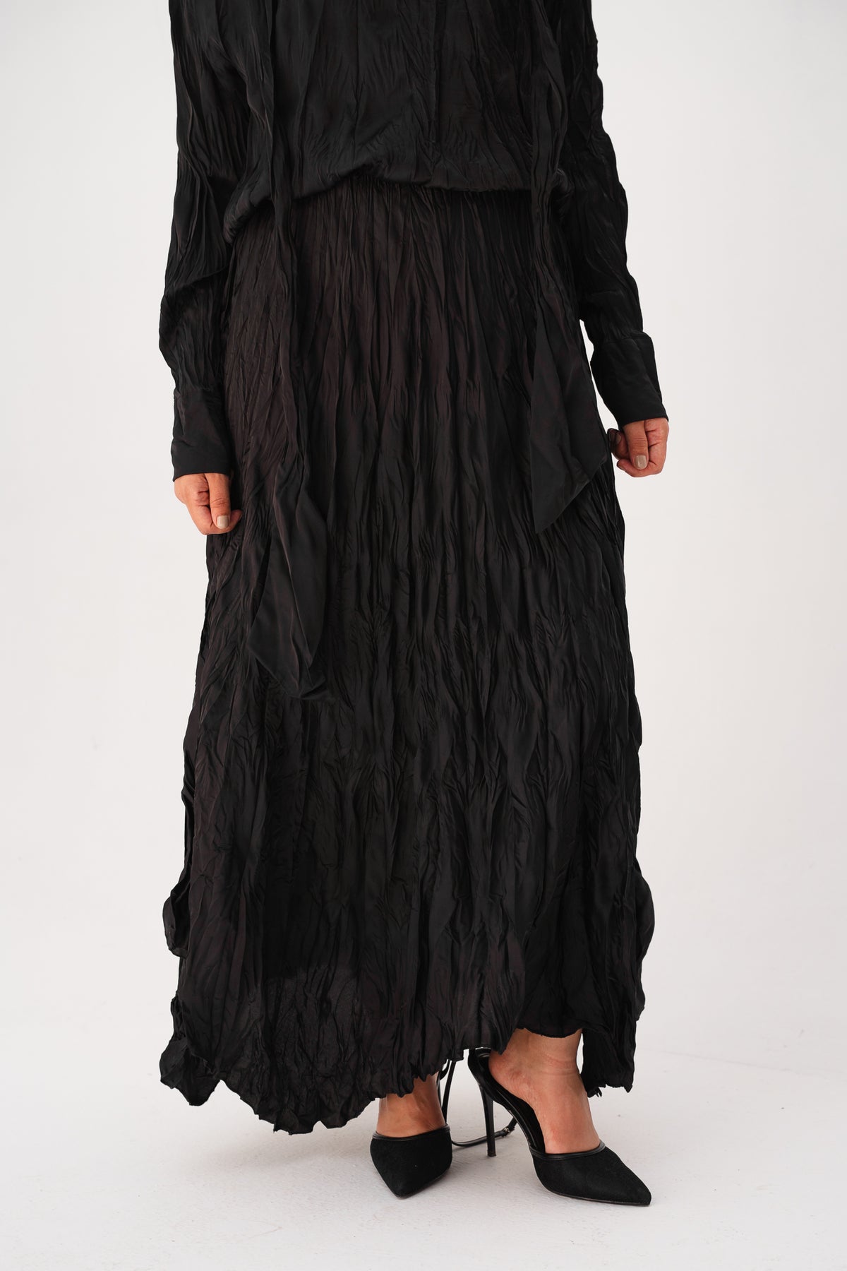 Anne Crushed skirt in Black