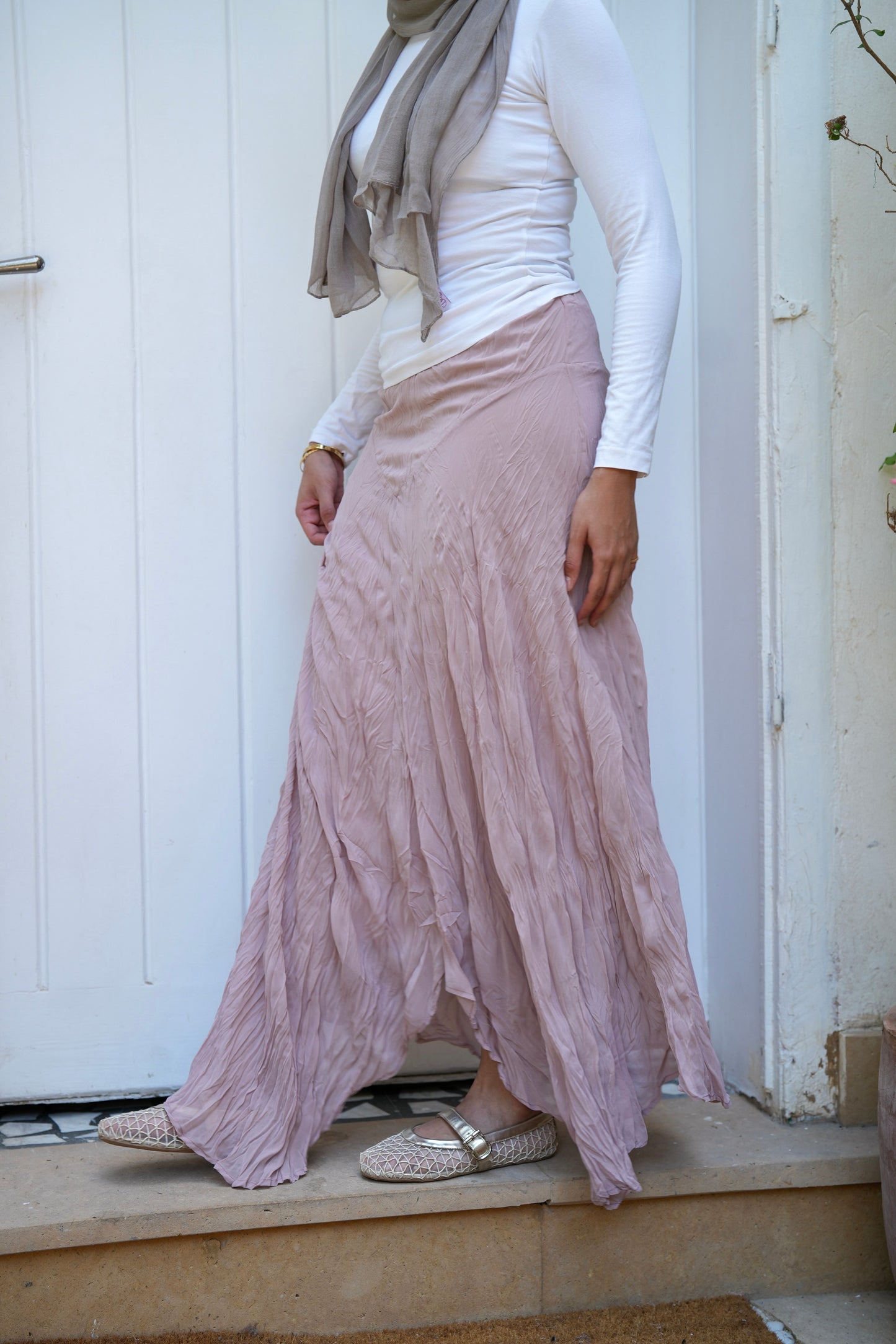 Lilia Crushed Skirt in Dusty Rose