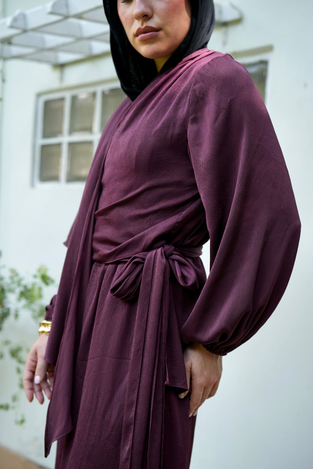 Nayomi Satin Wrap Set in Burgundy