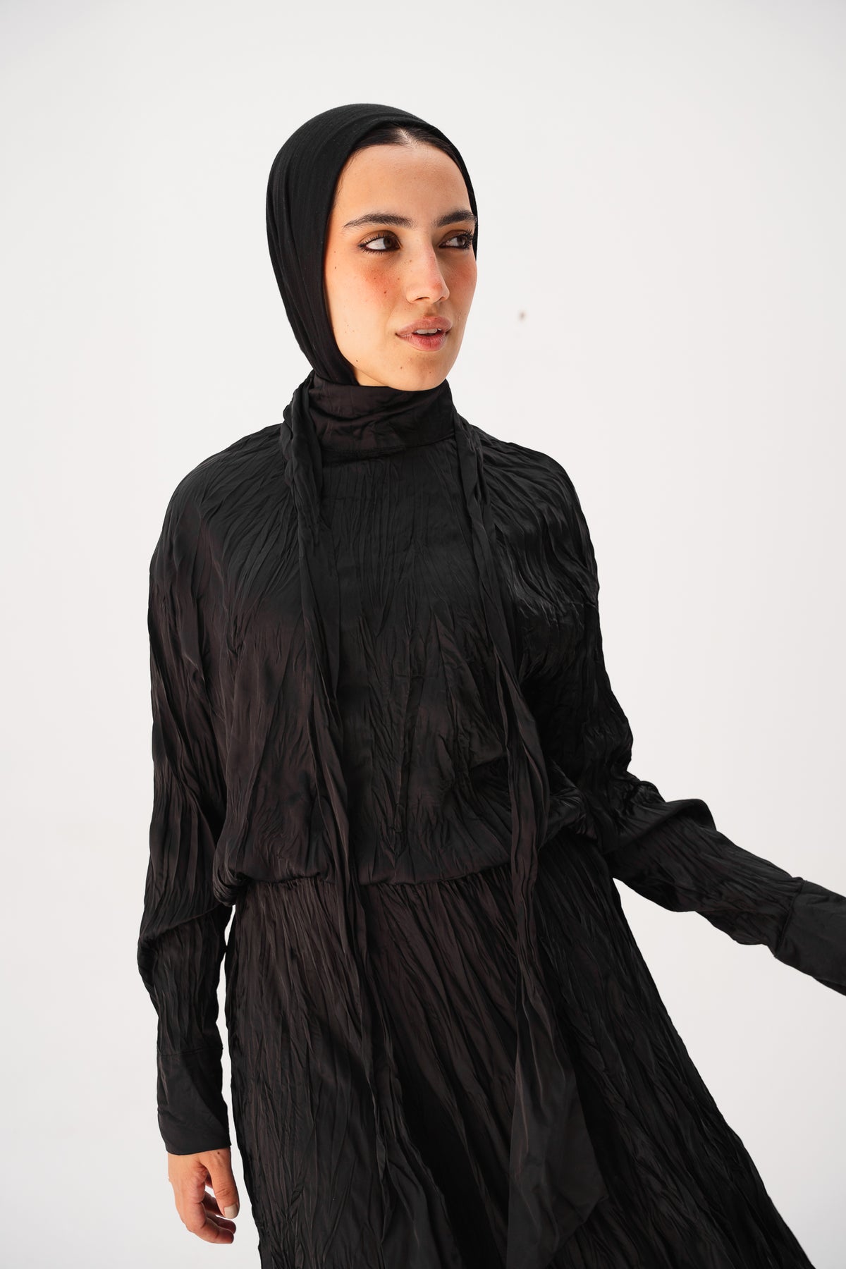 The Anne Top in Black