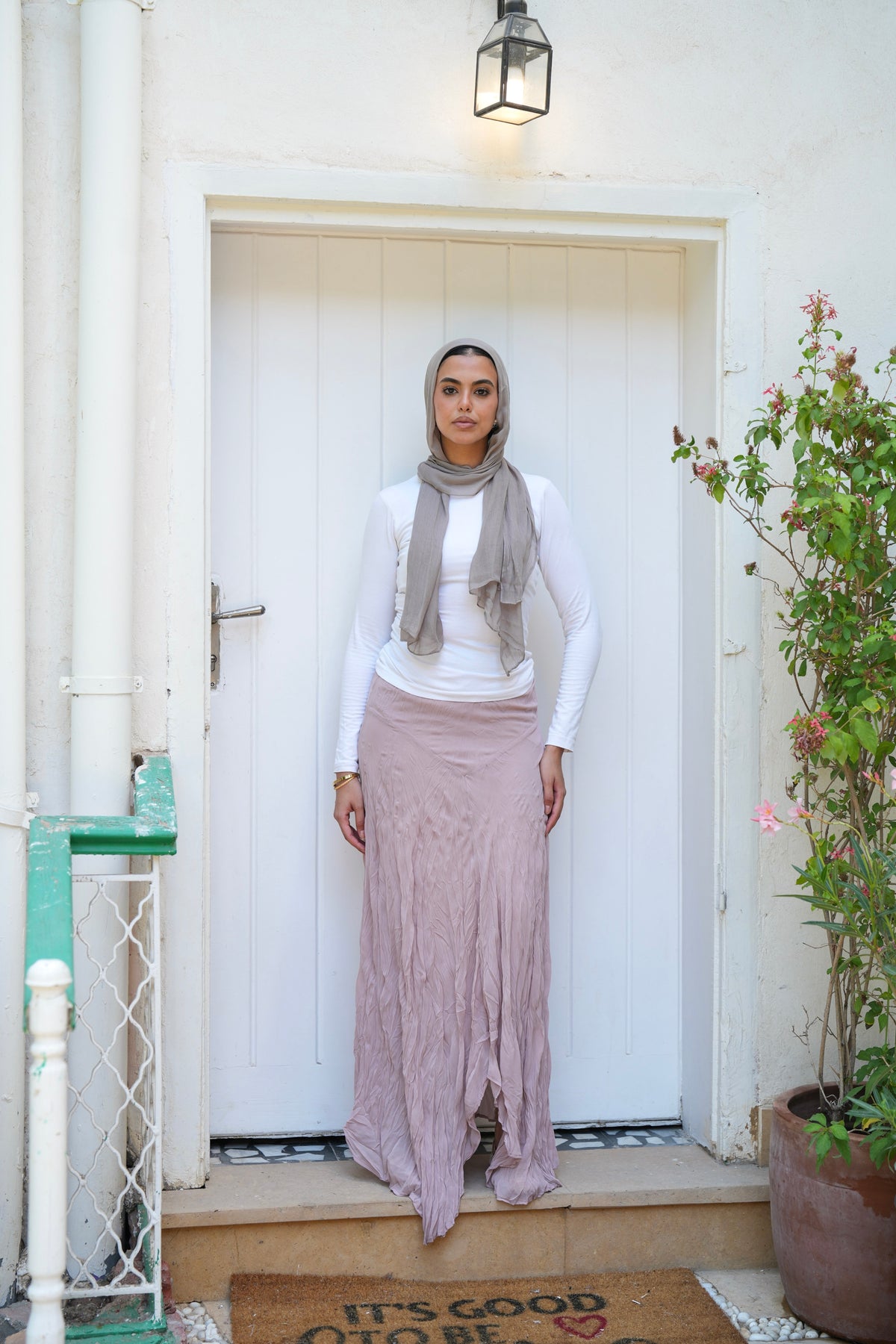 Lilia Crushed Skirt in Dusty Rose