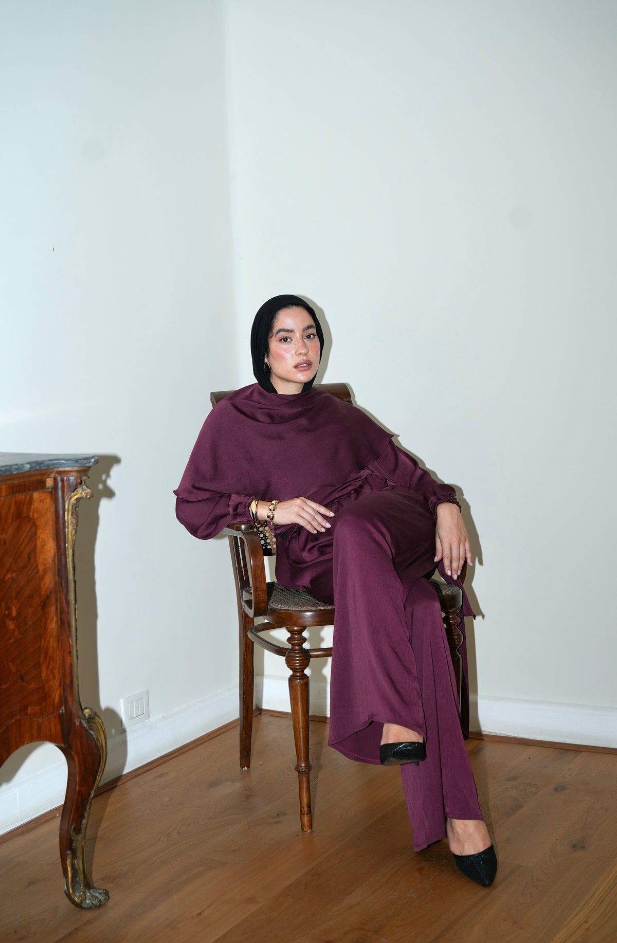 Nayomi Satin Wrap Set in Burgundy