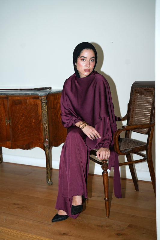 Nayomi Satin Wrap Set in Burgundy
