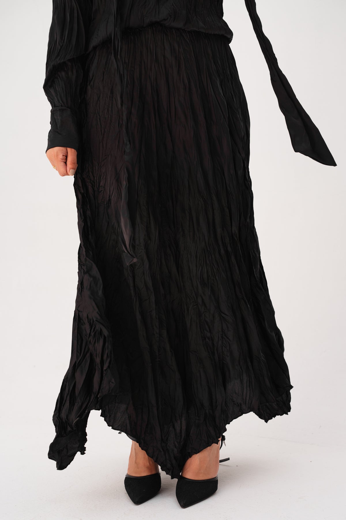 Anne Crushed skirt in Black