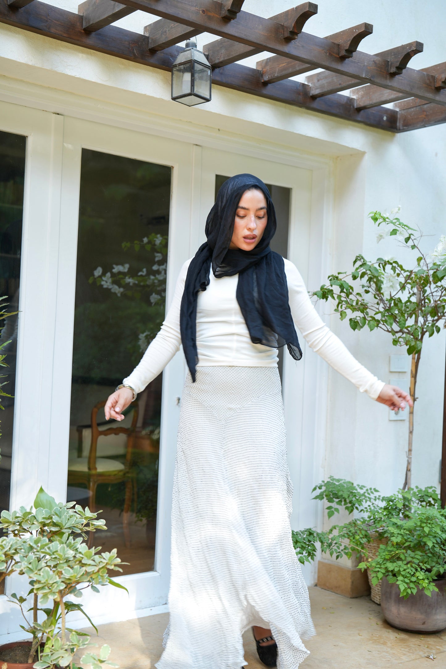 Lilia Crushed Skirt in Dotted Black x White